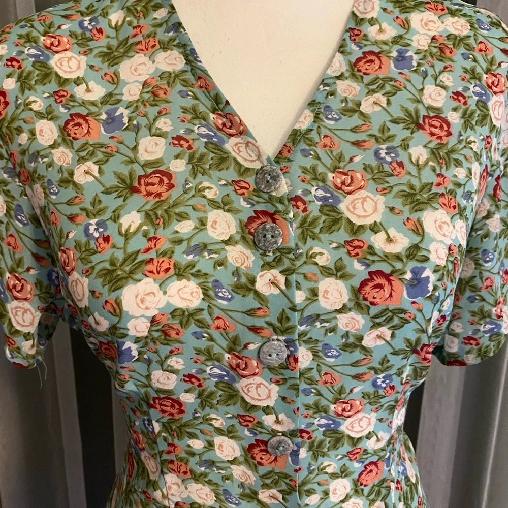 Vintage 90’s minty green floral mini babydoll dress - Picture 2 of 7